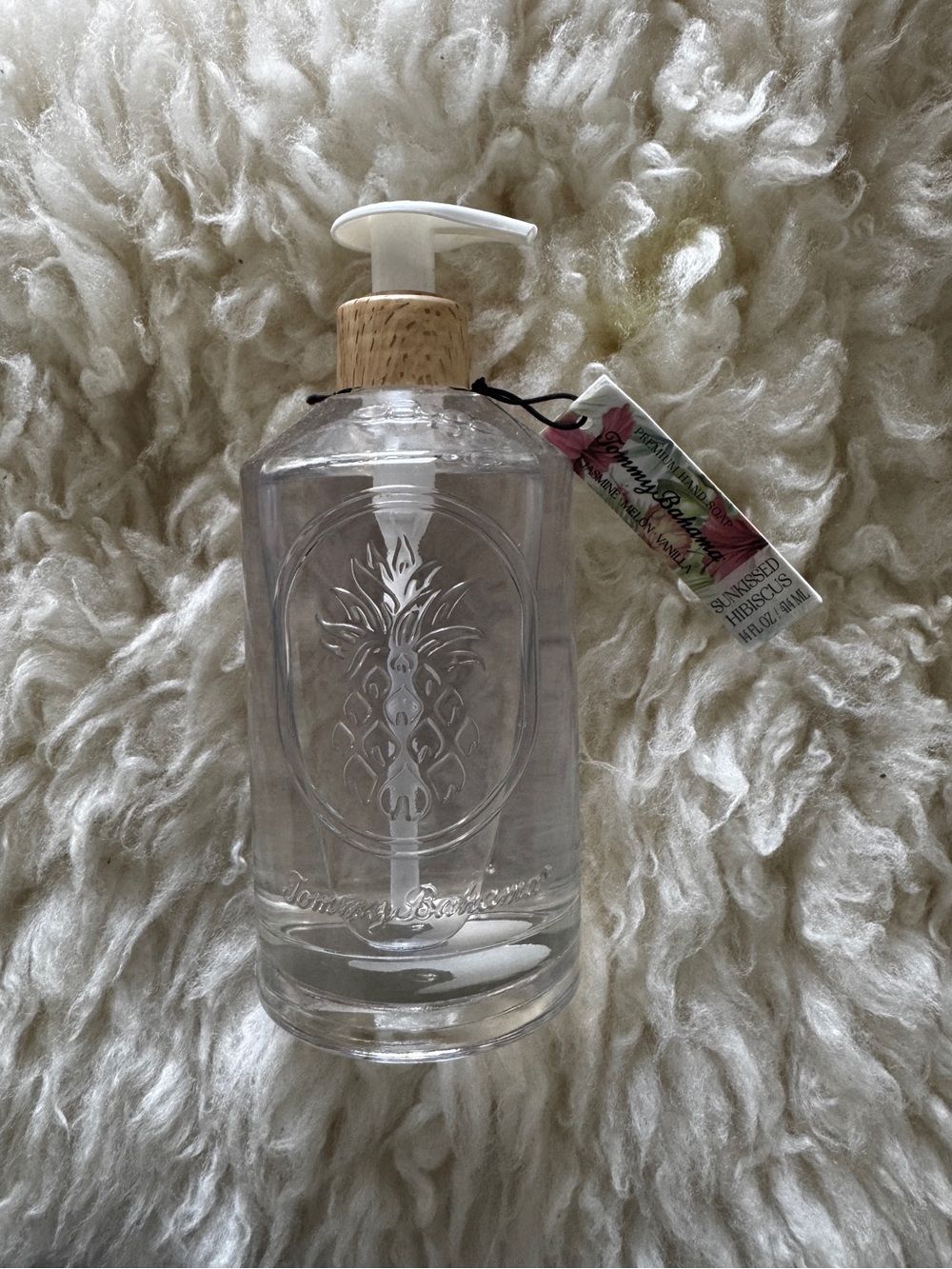New Tommy Bahama Sunkissed Hibiscus Premium Moisturizing Hand Soap